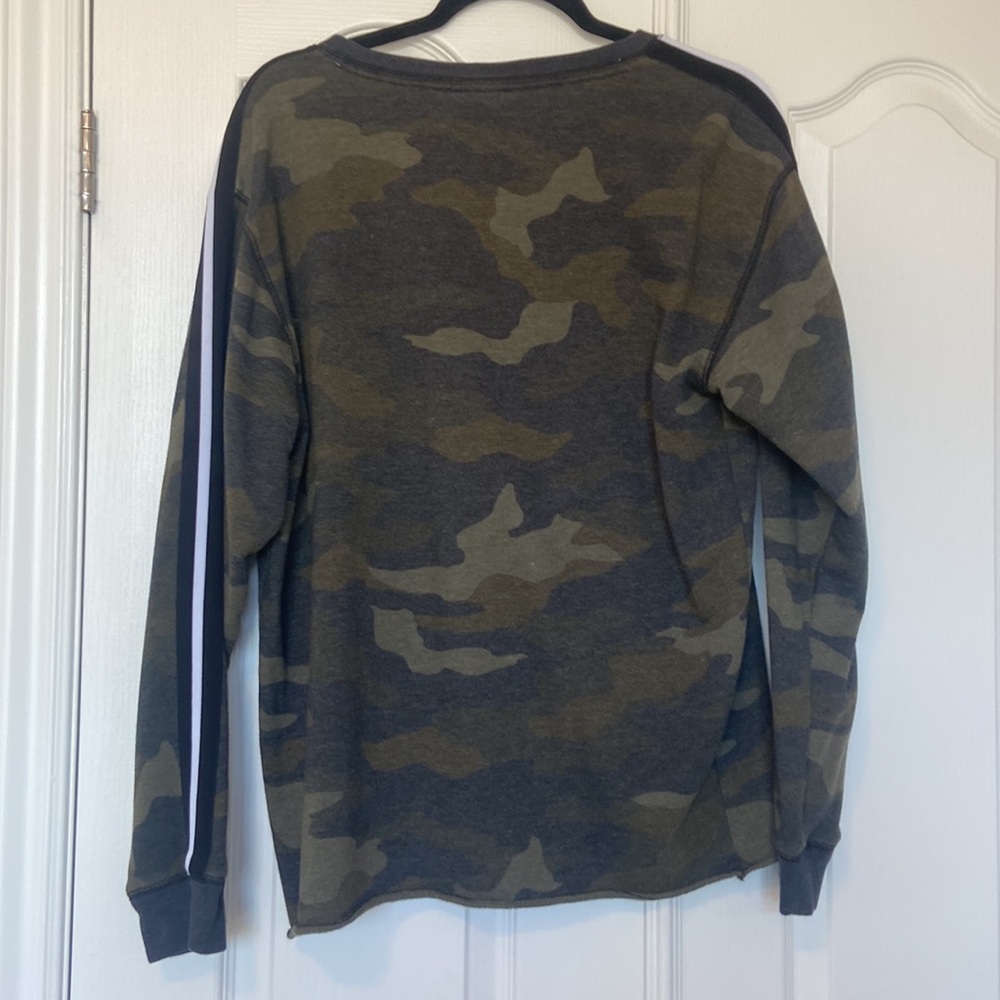 PINK Camo Long Sleeve - Picture 6 of 7